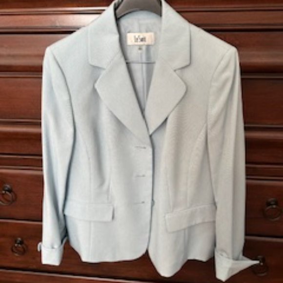 Le Suit Powder Blue Skirt Suit - Picture 5 of 11